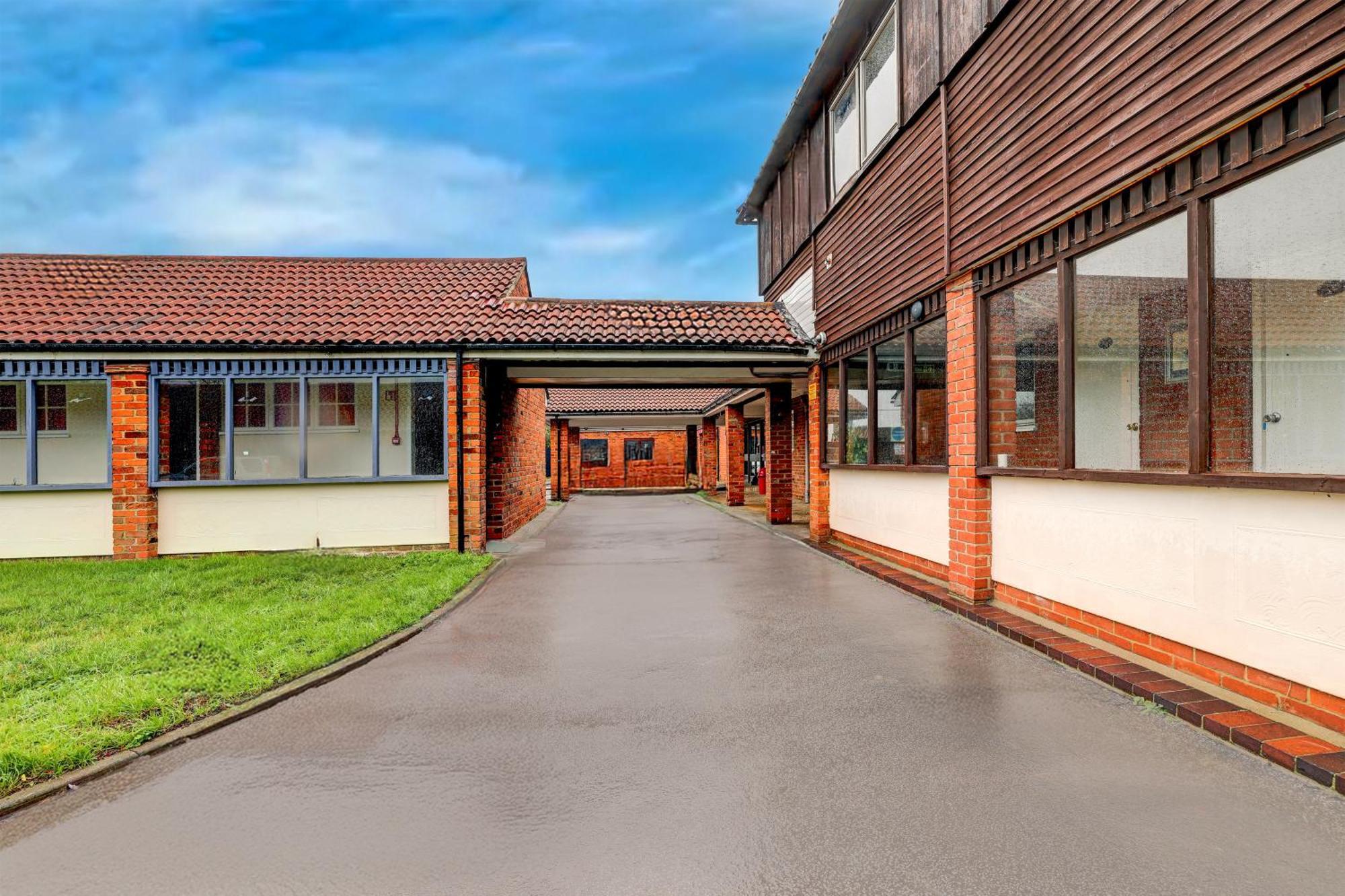 Oyo The Rivenhall Hotel In Witham, Chelmsford Exterior photo